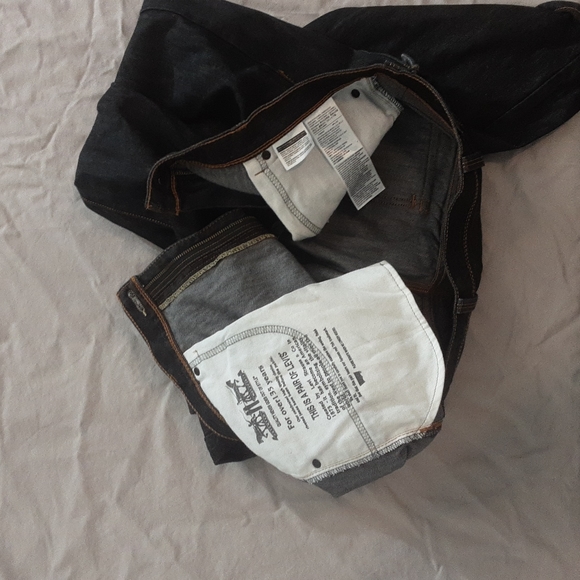 Men's 569 Levis - Picture 5 of 7